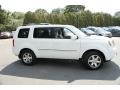 Taffeta White - Pilot Touring 4WD Photo No. 4