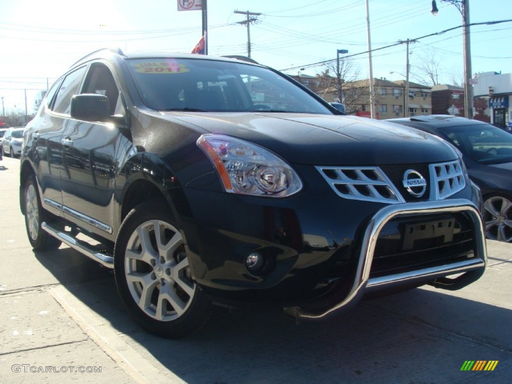 2011 Rogue SL AWD - Wicked Black / Black photo #1