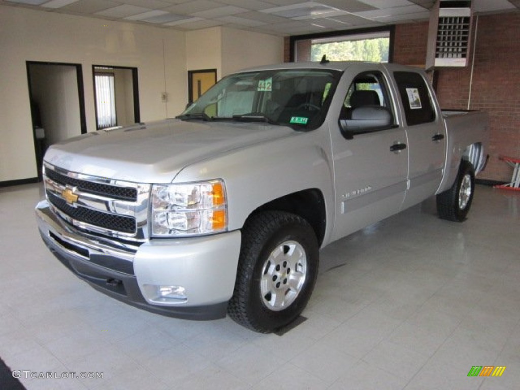 Sheer Silver Metallic 2011 Chevrolet Silverado 1500 LT Crew Cab 4x4 Exterior Photo #53499278