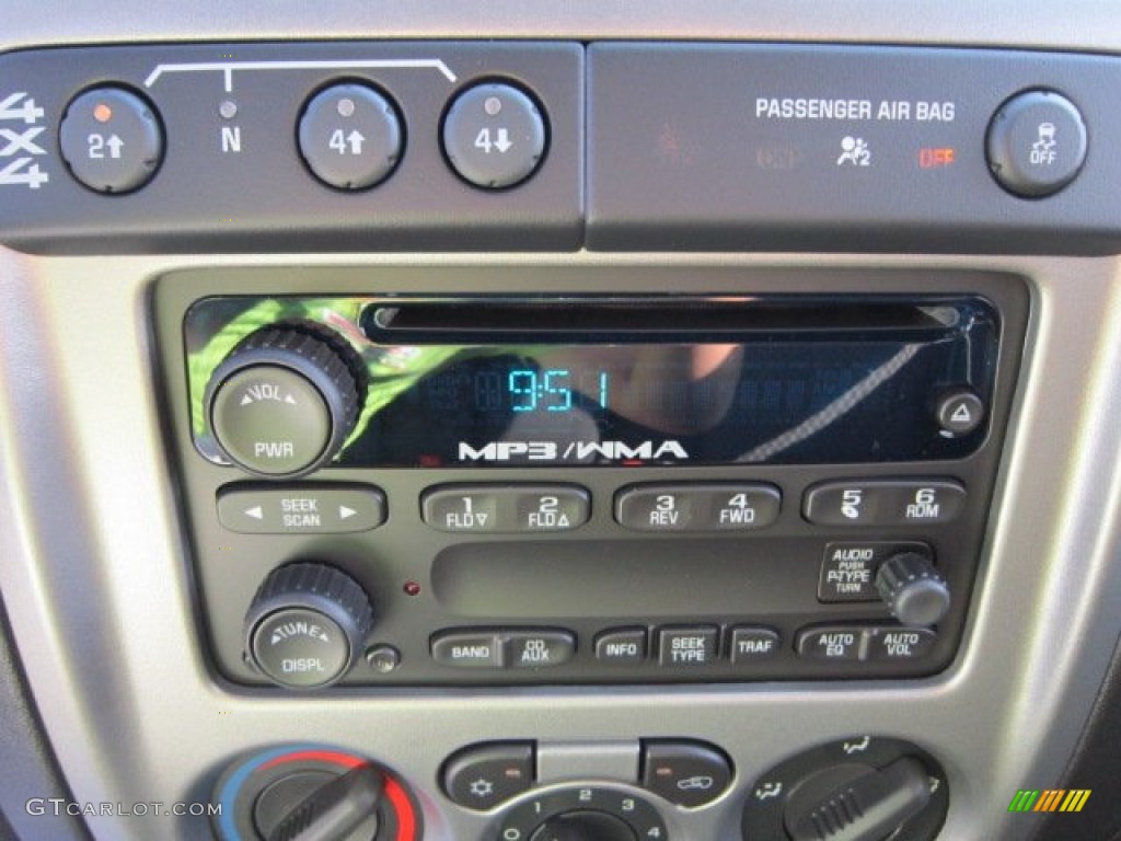 2012 Chevrolet Colorado LT Crew Cab 4x4 Audio System Photo #53500073