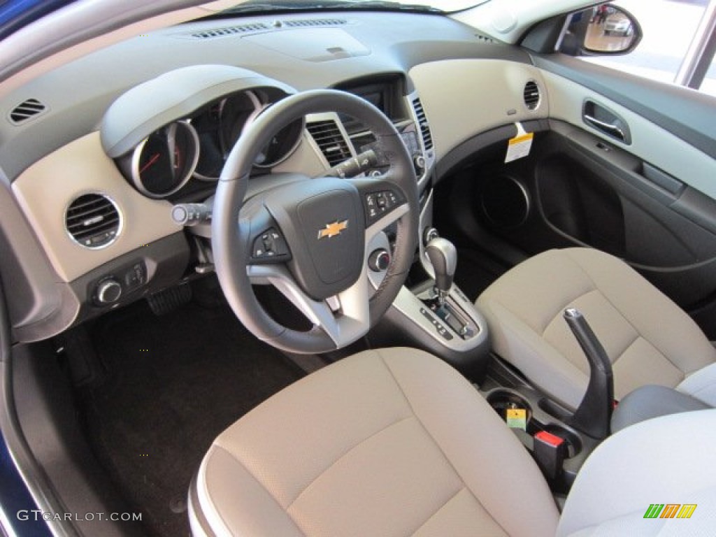 Medium Titanium Interior 2012 Chevrolet Cruze LT Photo #53500244