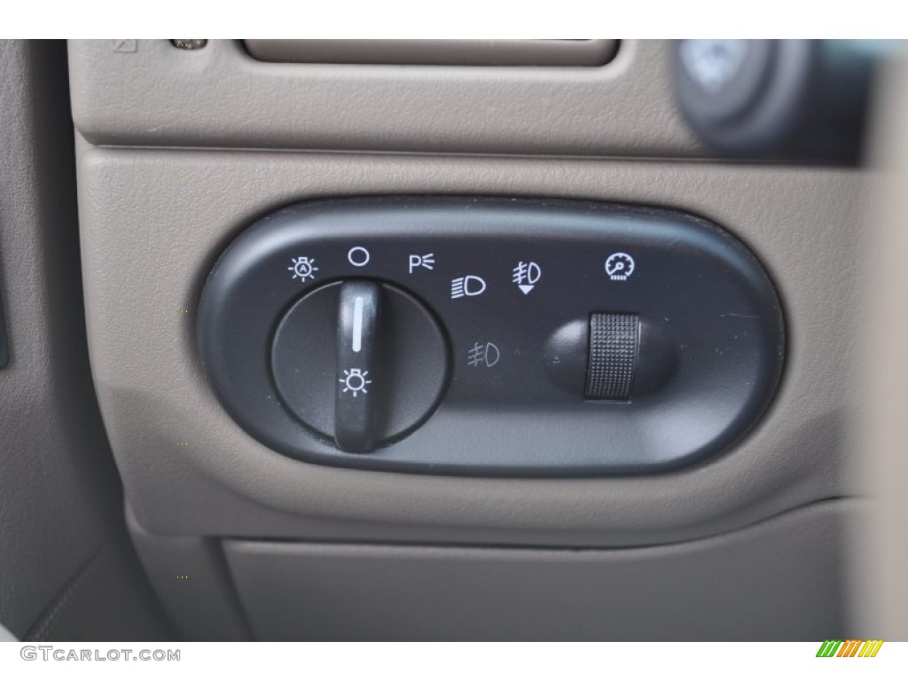2003 Ford Explorer Eddie Bauer 4x4 Controls Photo #53500846