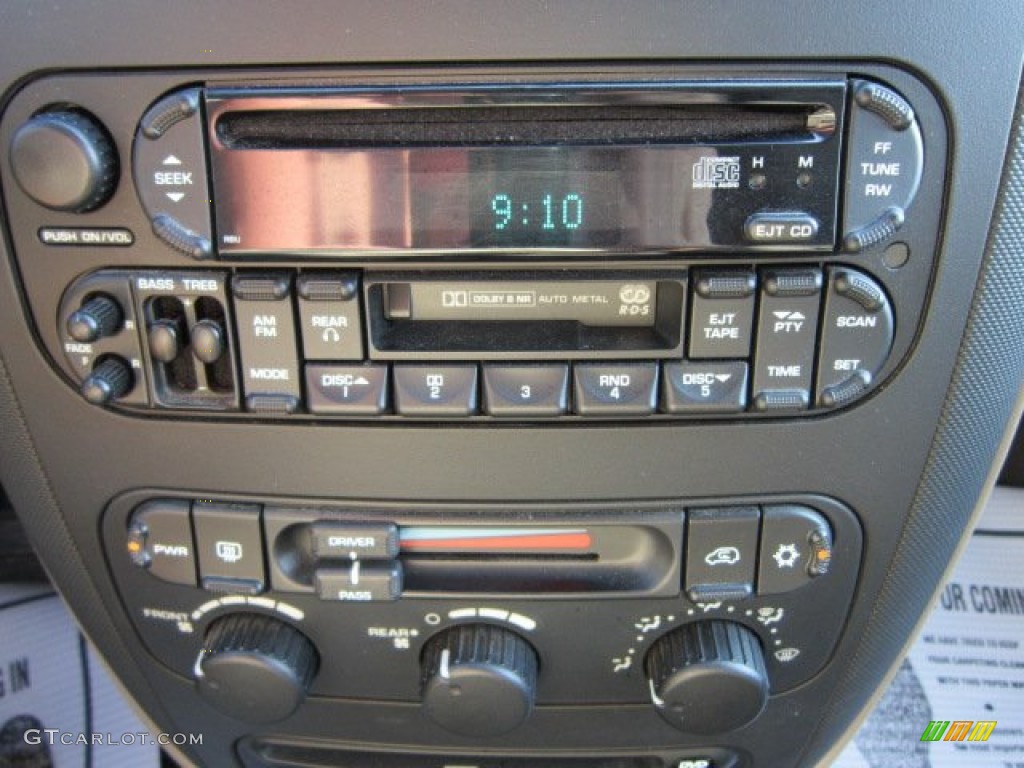 2003 Dodge Grand Caravan Sport Audio System Photos