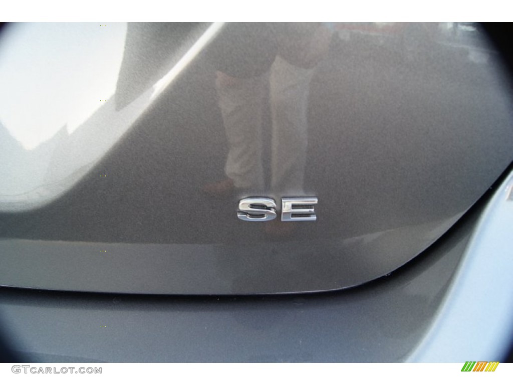 2012 Focus SE Sport 5-Door - Sterling Grey Metallic / Two-Tone Sport photo #16