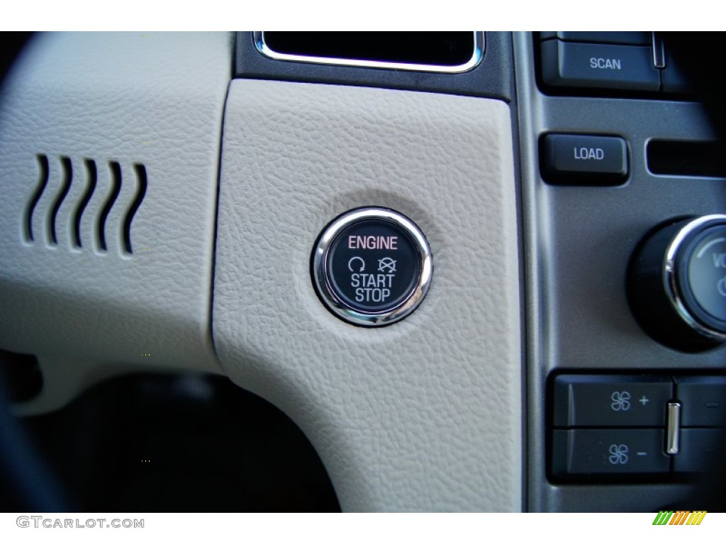 2012 Ford Taurus SEL Controls Photo #53502376