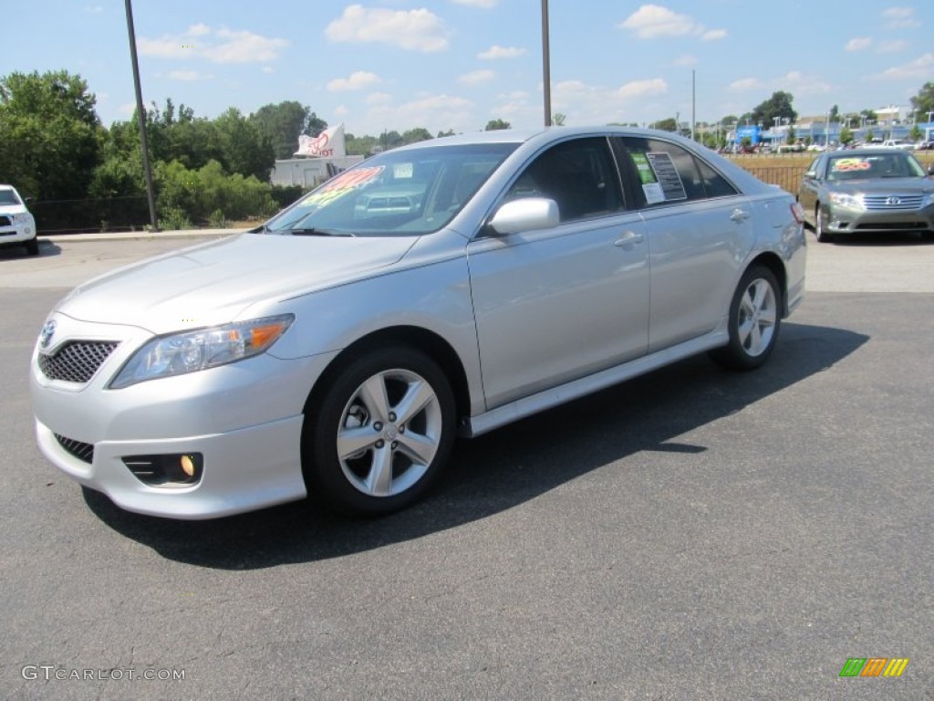 2011 Camry SE - Classic Silver Metallic / Ash photo #2