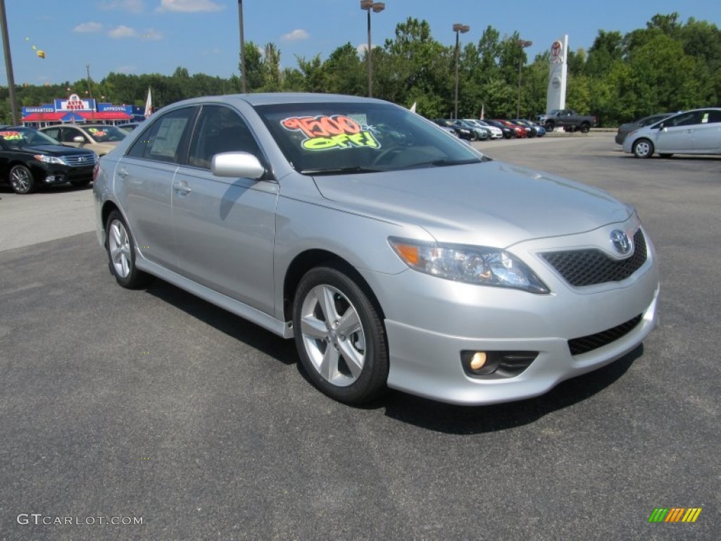 2011 Camry SE - Classic Silver Metallic / Ash photo #4
