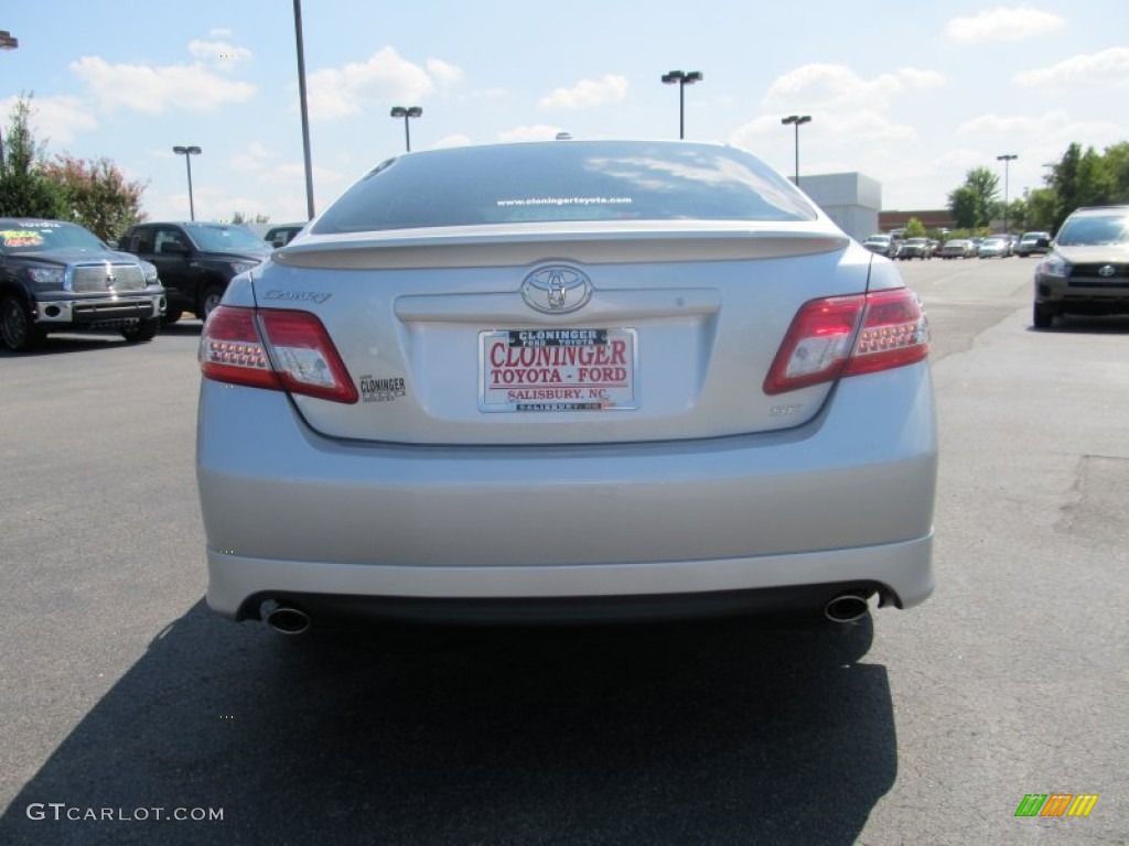 2011 Camry SE - Classic Silver Metallic / Ash photo #6