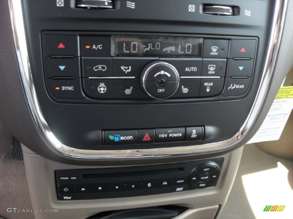 2012 Chrysler Town & Country Touring - L Controls Photo #53504923