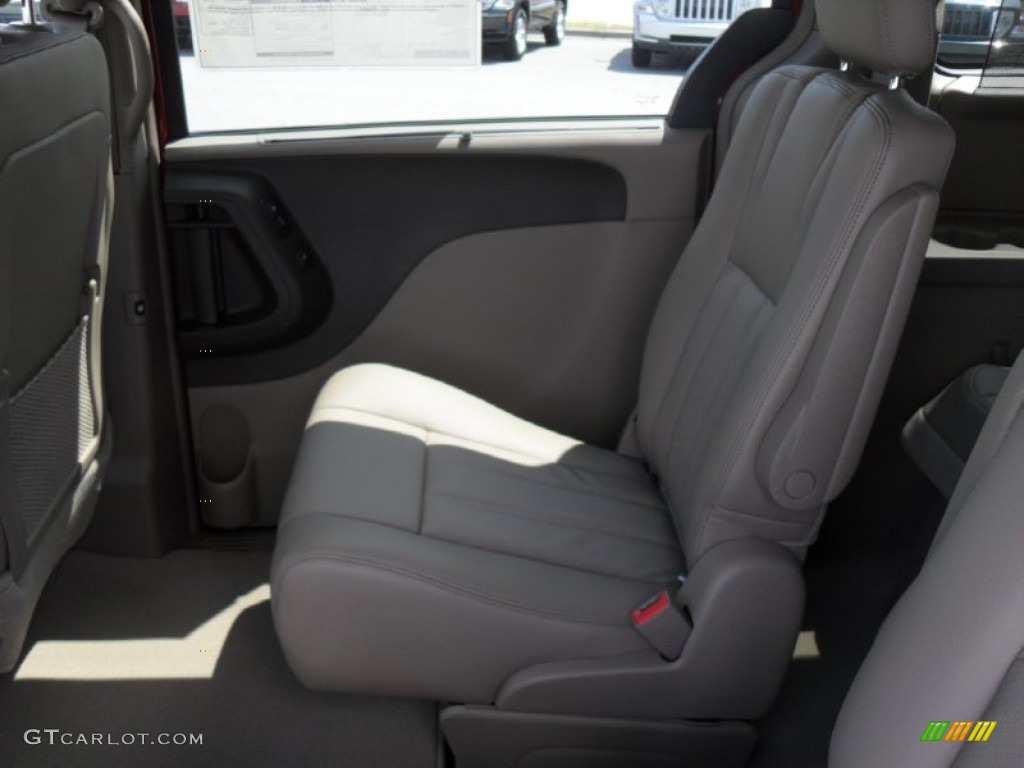 Dark Frost Beige/Medium Frost Beige Interior 2012 Chrysler Town & Country Touring - L Photo #53504992