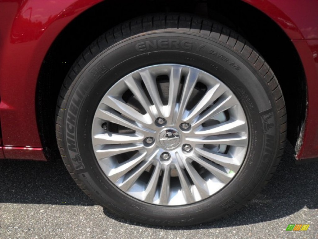 2012 Chrysler Town & Country Touring - L Wheel Photo #53505220