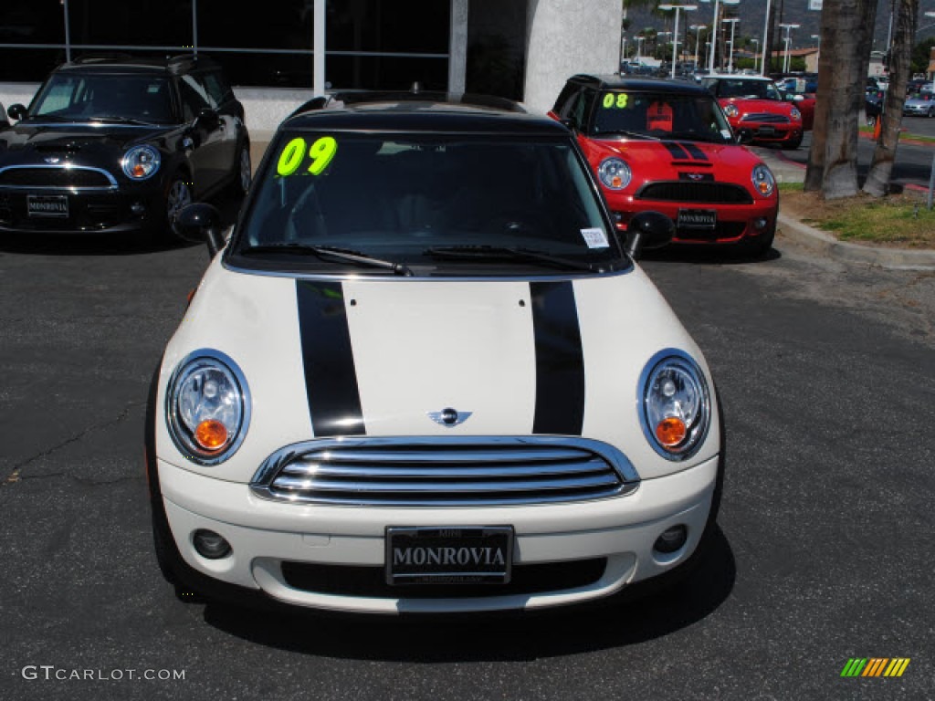 2009 Cooper Hardtop - Pepper White / Black/Grey photo #2
