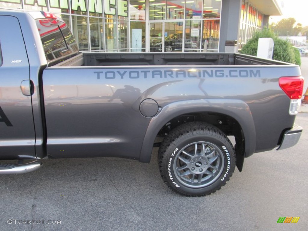 2011 Tundra X-SP Double Cab 4x4 - Magnetic Gray Metallic / Black photo #4