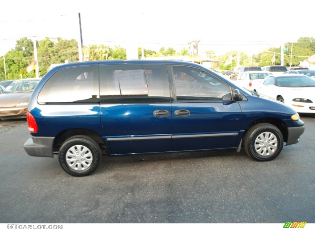 Patriot Blue Pearl 2000 Chrysler Voyager Standard Voyager Model Exterior Photo #53506759