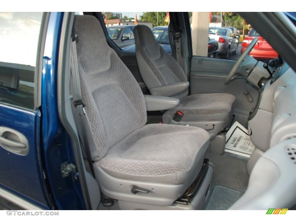 Mist Gray Interior 2000 Chrysler Voyager Standard Voyager Model Photo #53506921