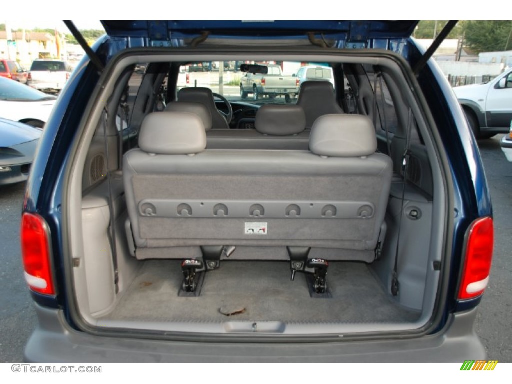 2000 Chrysler Voyager Standard Voyager Model Trunk Photos