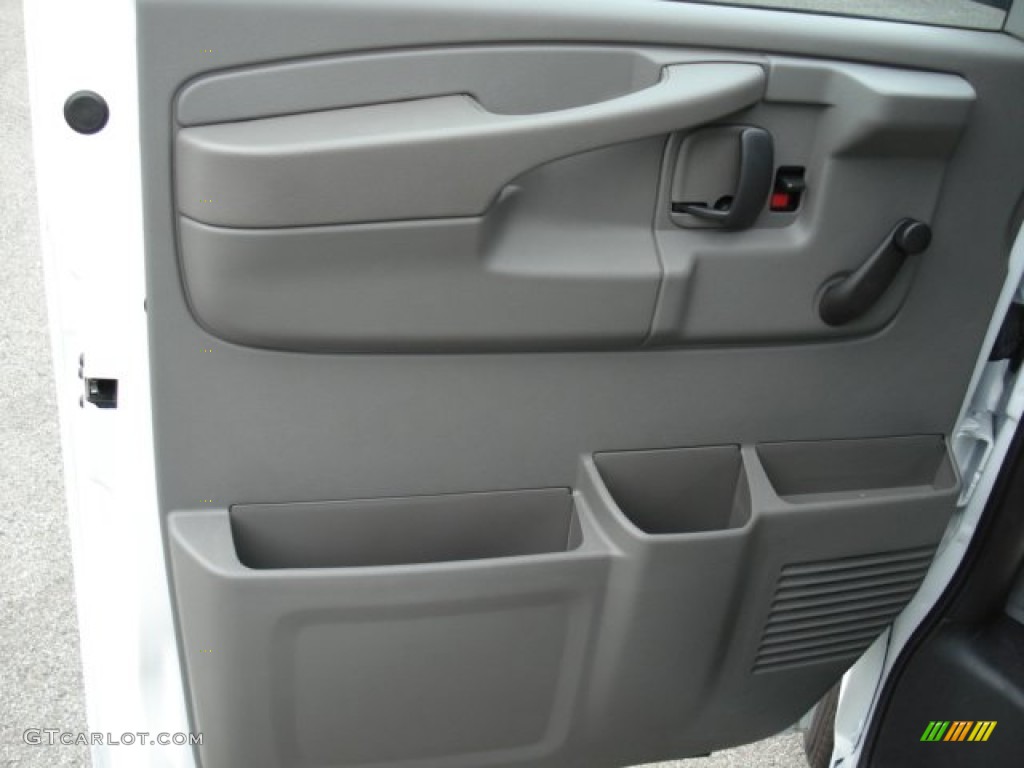 2011 Express 1500 Cargo Van - Summit White / Medium Pewter photo #12