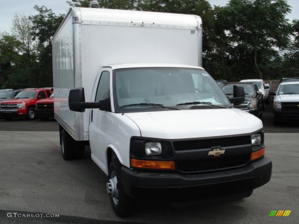 Summit White 2011 Chevrolet Express Cutaway 3500 Moving Van Exterior Photo #53510347