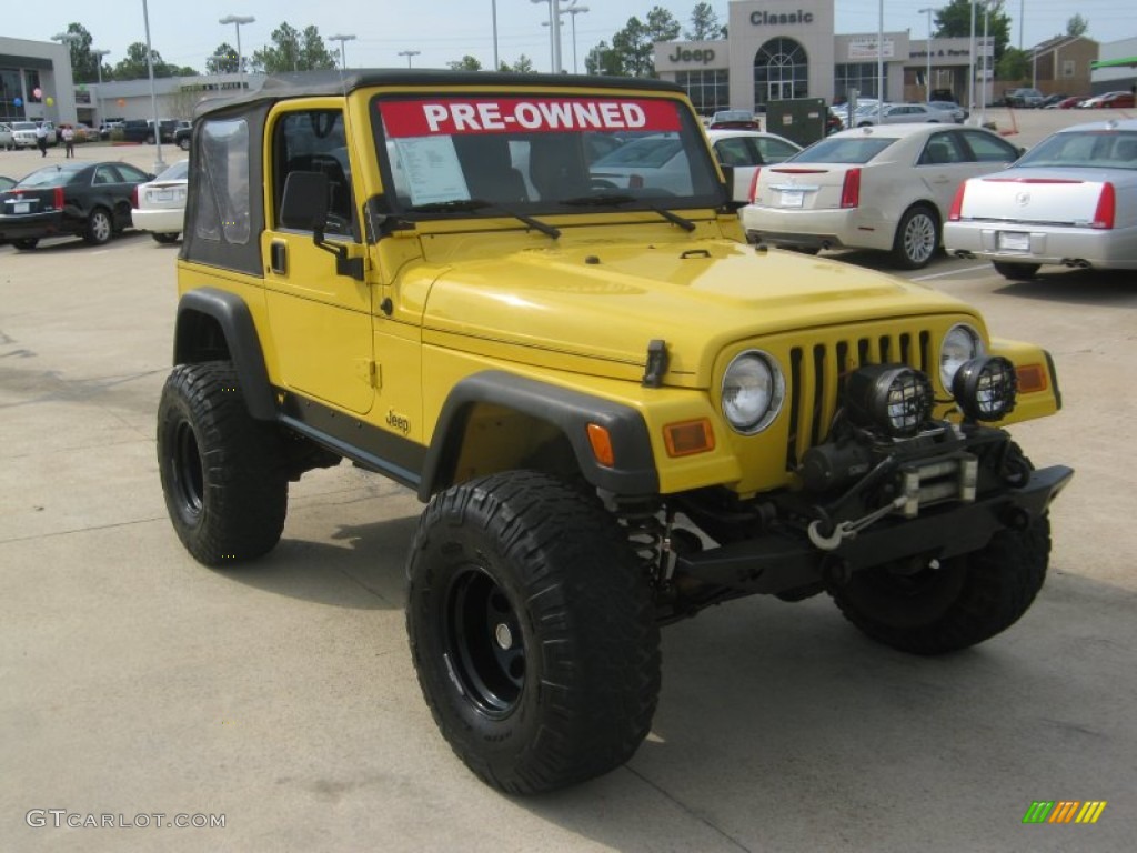 2004 Wrangler SE 4x4 - Solar Yellow / Dark Slate Gray photo #7