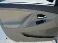 Super White - Camry LE Photo No. 6