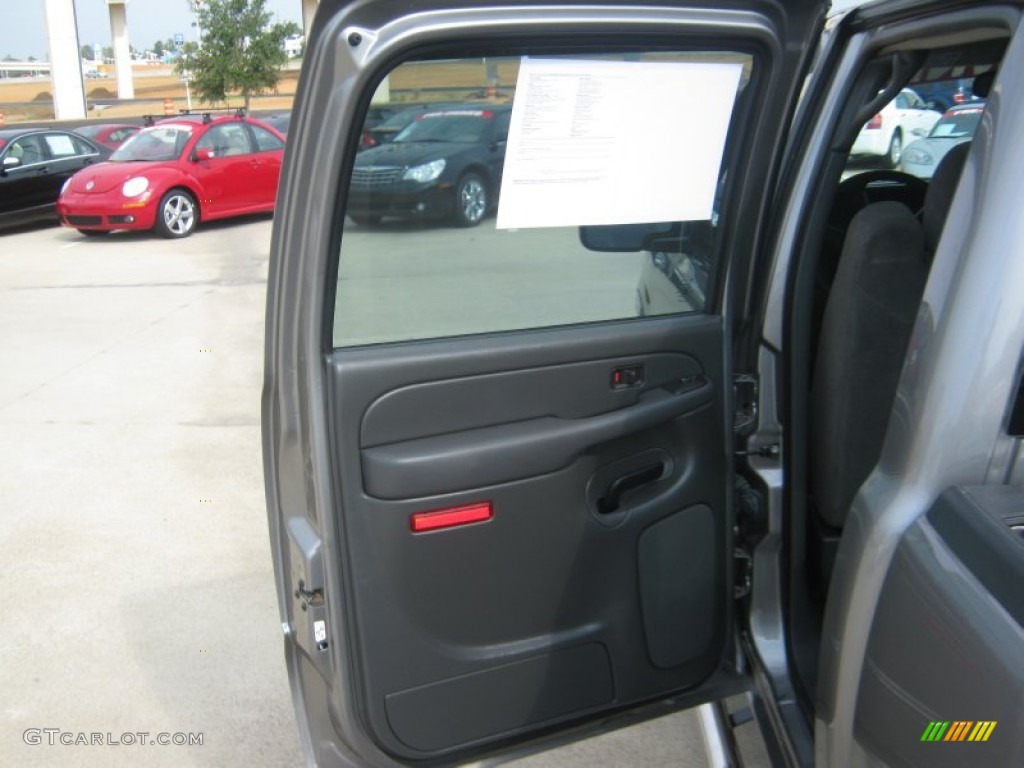 2007 Silverado 1500 Classic LS Crew Cab - Graystone Metallic / Dark Charcoal photo #17