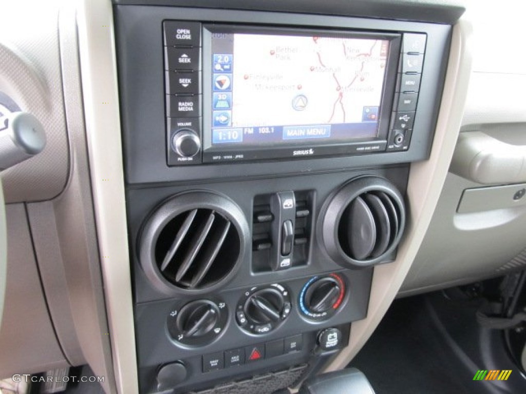 2009 Jeep Wrangler Unlimited Rubicon 4x4 Controls Photo #53513659