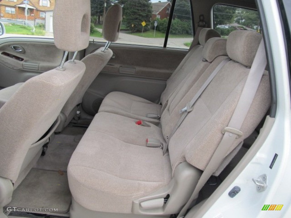 Beige Interior 2006 Suzuki XL7 7 Passenger AWD Photo #53515945