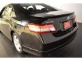 Black - Camry SE Photo No. 4