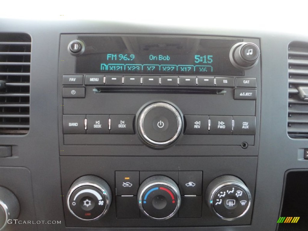 2008 Chevrolet Silverado 1500 LT Crew Cab 4x4 Audio System Photo #53516970