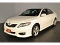 Super White - Camry SE Photo No. 1
