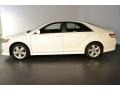 Super White - Camry SE Photo No. 3