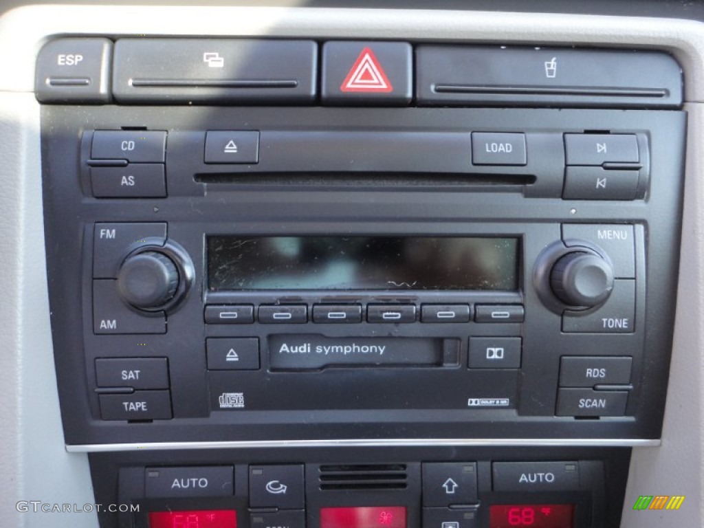 2004 A4 1.8T quattro Sedan - Light Silver Metallic / Platinum photo #13