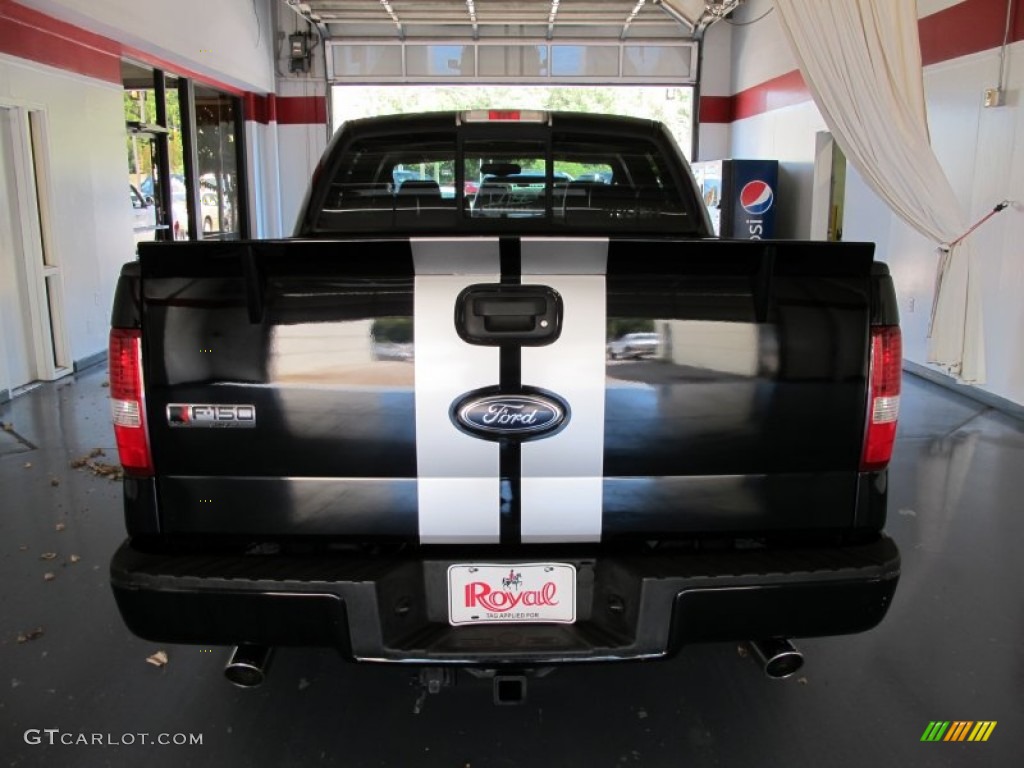 2005 F150 Lariat SuperCrew - Black / Black photo #3