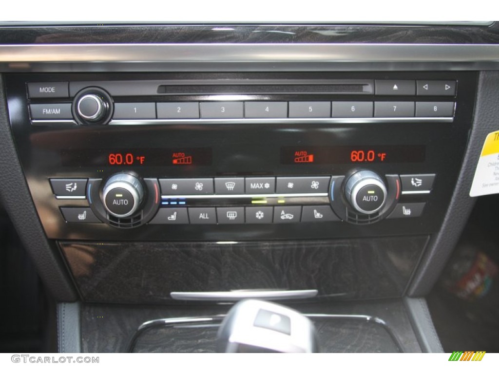 2012 BMW 7 Series 740Li Sedan Controls Photos