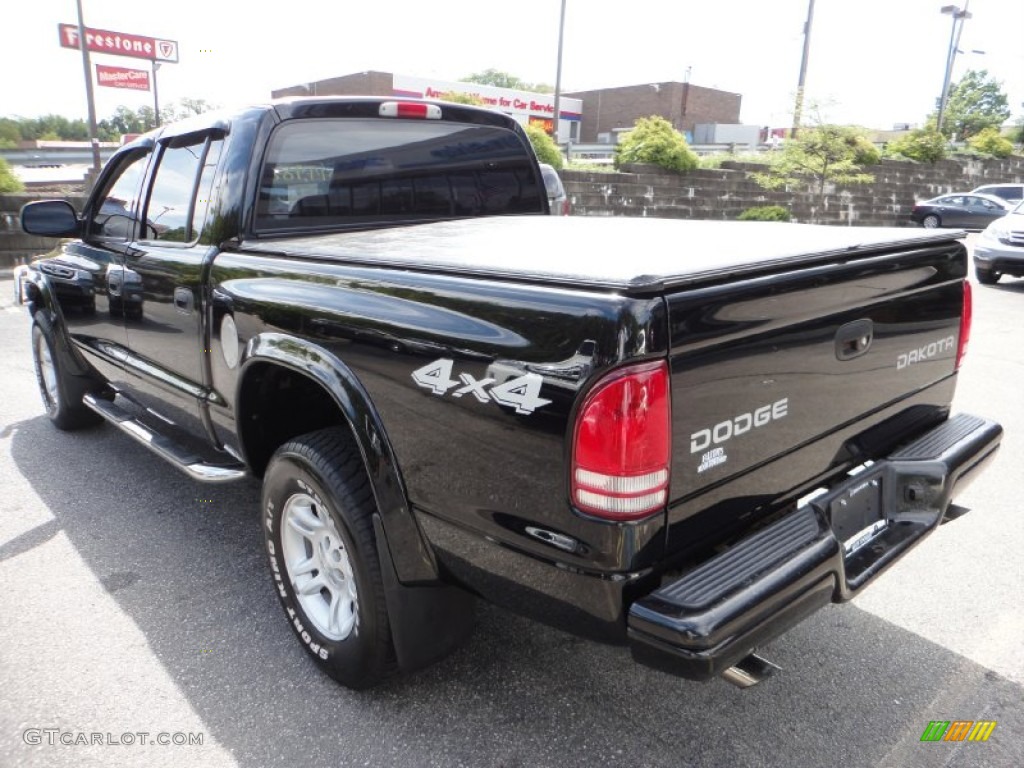 2004 Dakota Sport Quad Cab 4x4 - Black / Dark Slate Gray photo #3