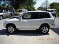 Natural White - RAV4 4WD Photo No. 1