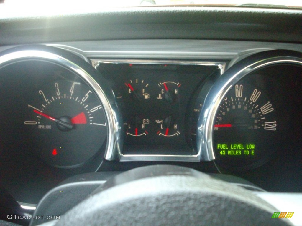 2007 Mustang V6 Deluxe Coupe - Torch Red / Dark Charcoal photo #18