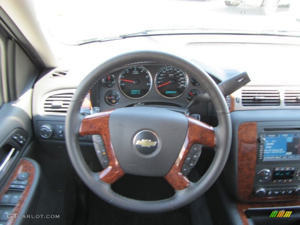2008 Chevrolet Suburban 1500 LTZ Ebony Steering Wheel Photo #53531919