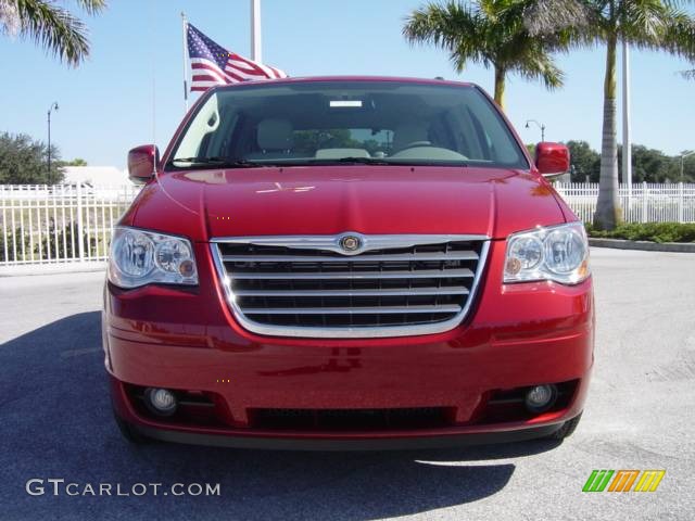 2009 Town & Country Touring - Inferno Red Crystal Pearl / Medium Slate Gray/Light Shale photo #9