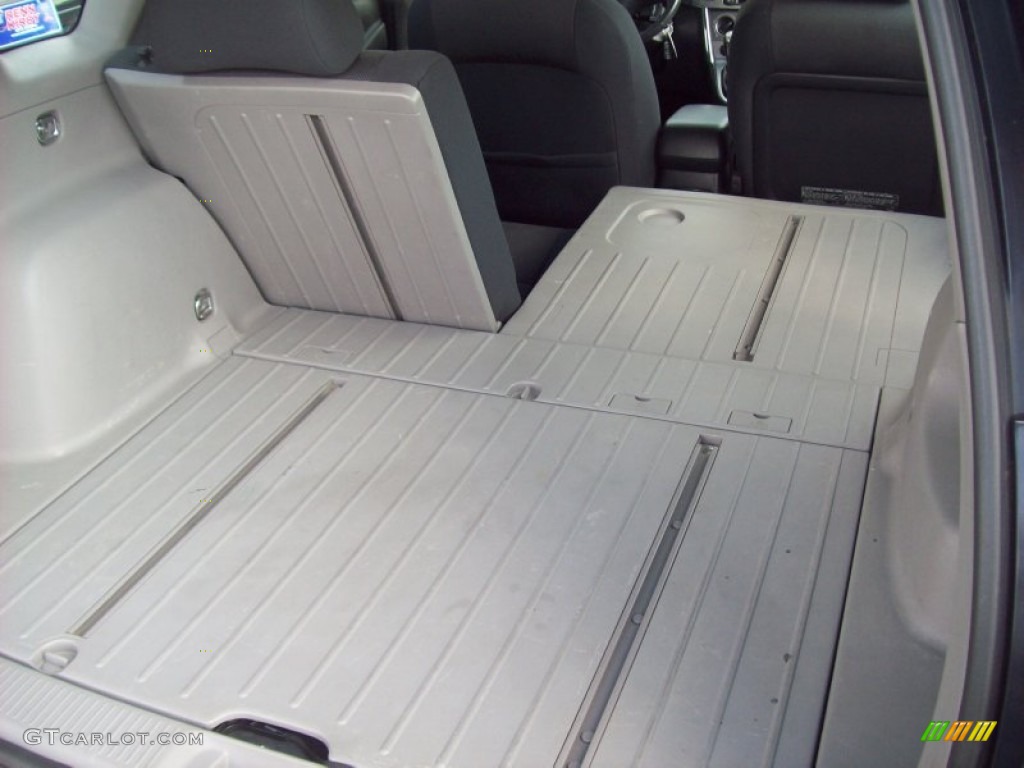 2004 Pontiac Vibe GT Trunk Photo #53533567