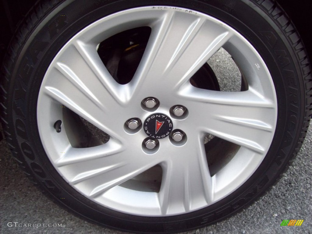 2004 Pontiac Vibe GT Wheel Photos
