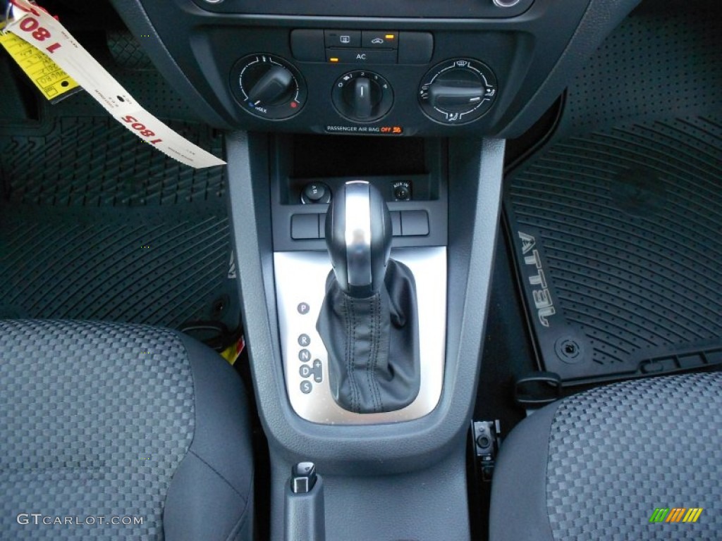 2012 Volkswagen Jetta S Sedan 6 Speed Tiptronic Automatic Transmission Photo #53536617