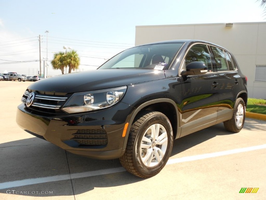 2012 Tiguan S - Deep Black Metallic / Black photo #3