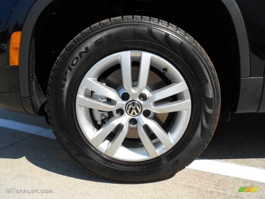 2012 Tiguan S - Deep Black Metallic / Black photo #9