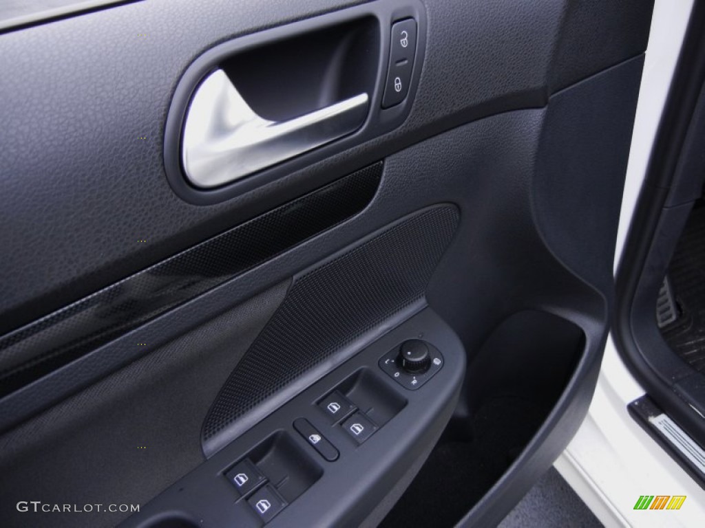 2010 Volkswagen Jetta TDI Cup Street Edition Controls Photo #53538040