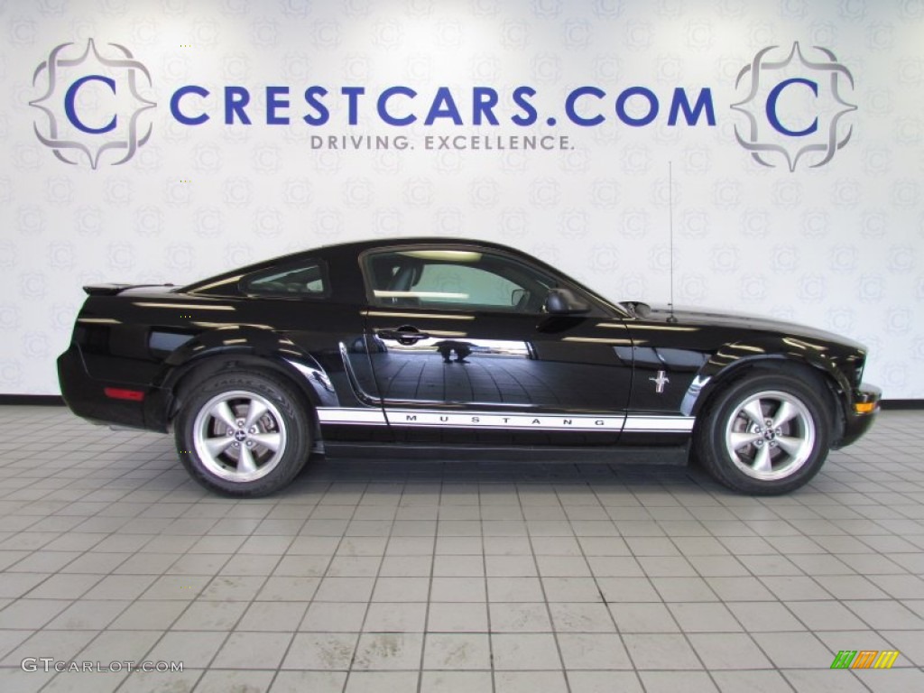 2007 Mustang V6 Deluxe Coupe - Black / Dark Charcoal photo #4