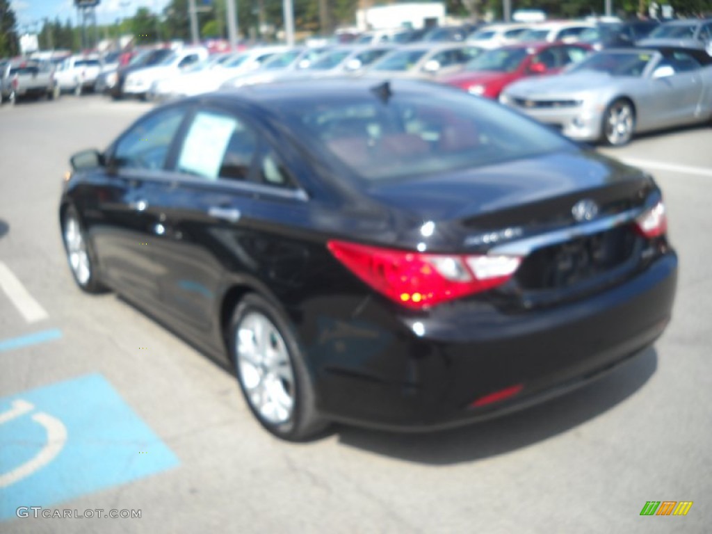 2011 Sonata Limited - Midnight Black / Wine photo #5