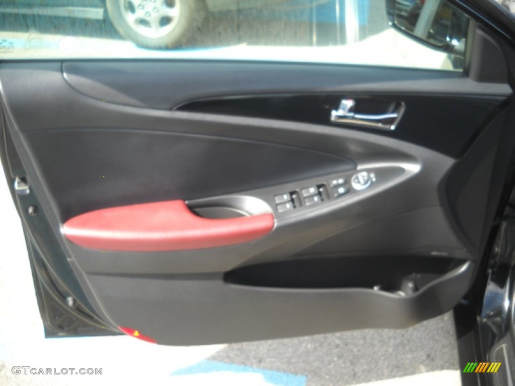 2011 Sonata Limited - Midnight Black / Wine photo #8
