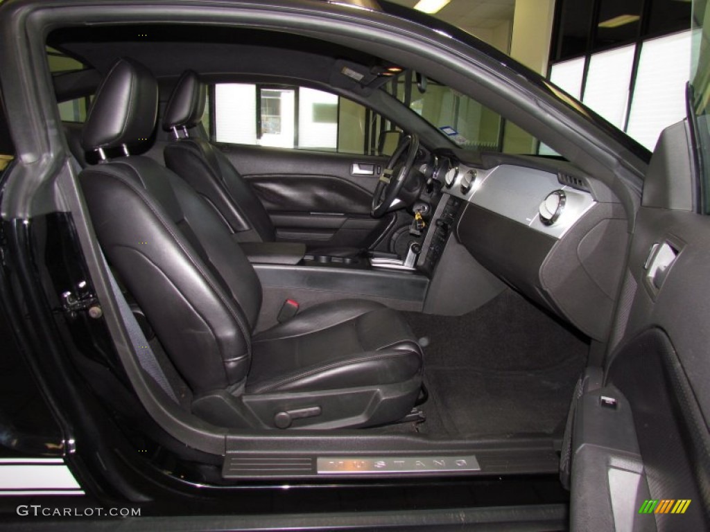 2007 Mustang V6 Deluxe Coupe - Black / Dark Charcoal photo #9