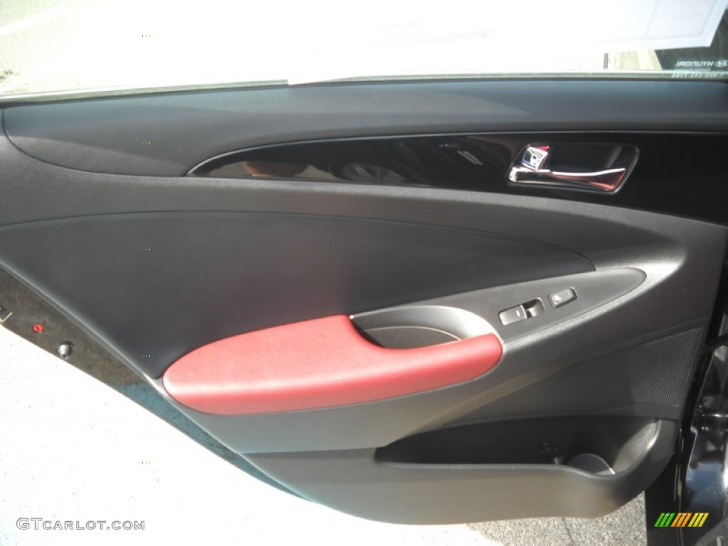 2011 Sonata Limited - Midnight Black / Wine photo #12